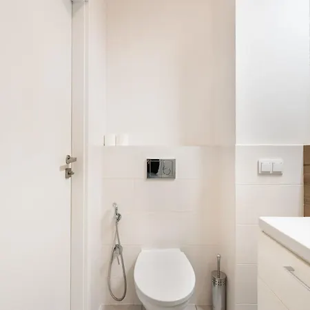 Wola Expo City View Central Apartment Warsaw Exterior photo